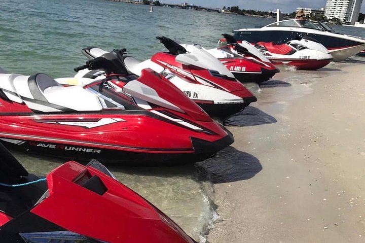 Miami Jet Ski Rental: chase the Ocean, ride the Waves - Photo 1 of 4